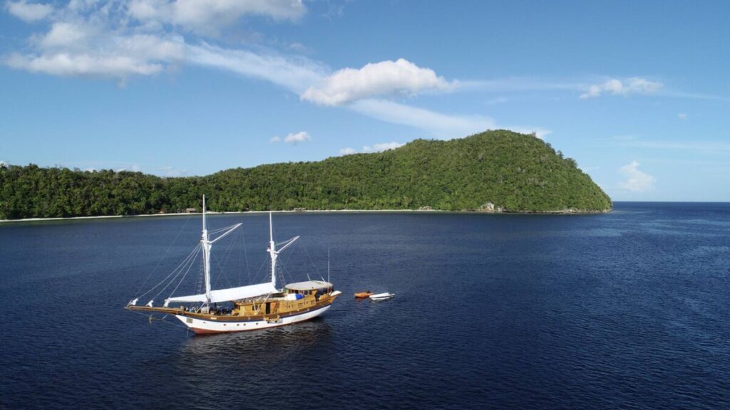 Indonesia Yacht